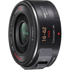 Panasonic Lumix Micro 4/3 14-42 mm F/5.6 lens