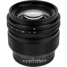 Voigtlander Nokton 75mm f/1.5 lens for Sony E